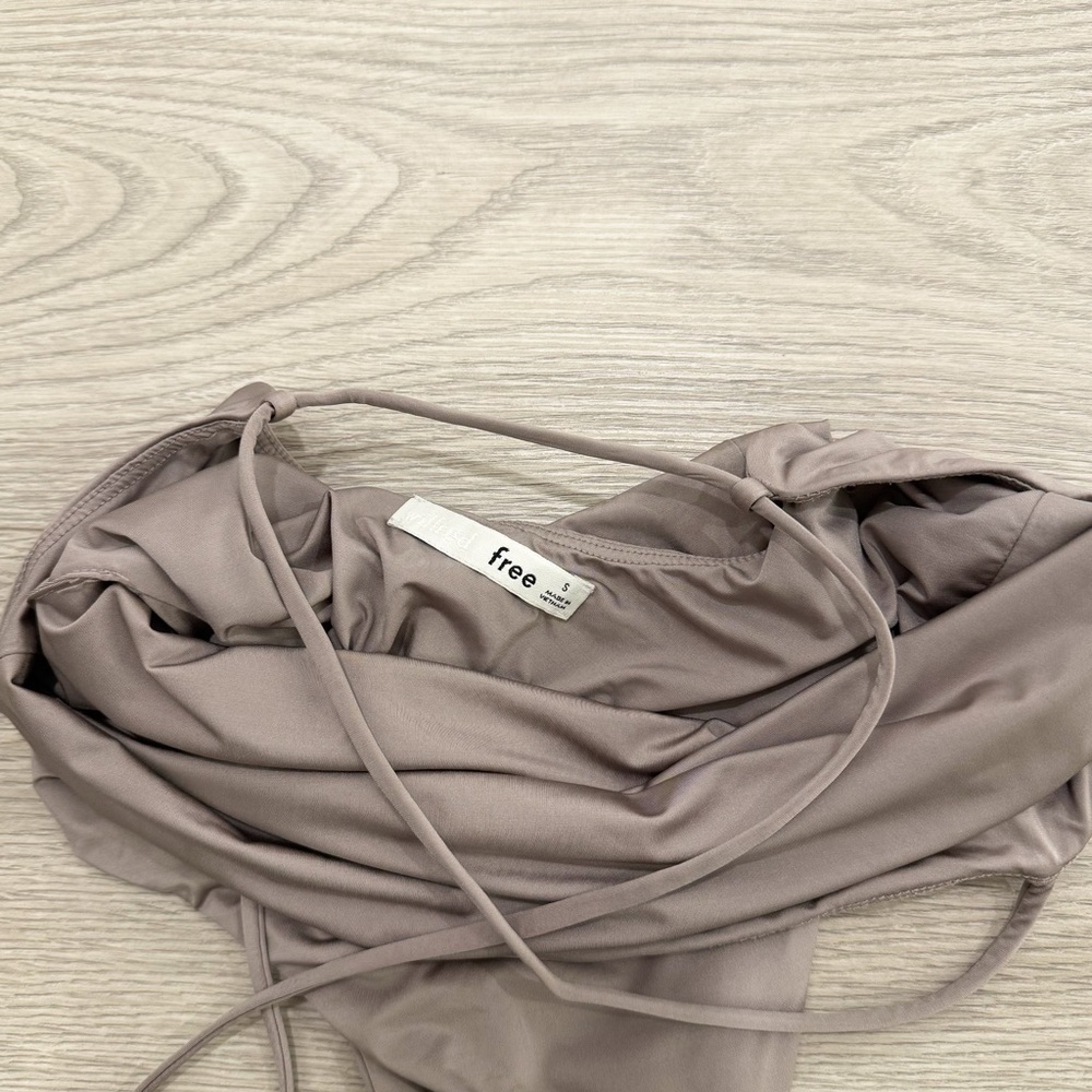 Aritzia Wilfred Free Contour Tank Top Bodysuit XS JZ1004 - Picture 5 of 6